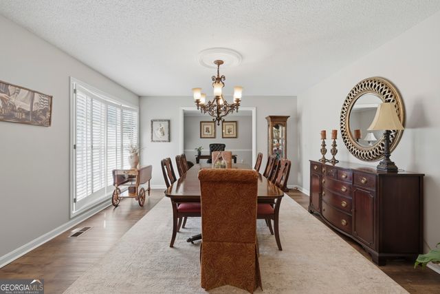 125 Stillwood Drive, Warner Robins, GA 31088