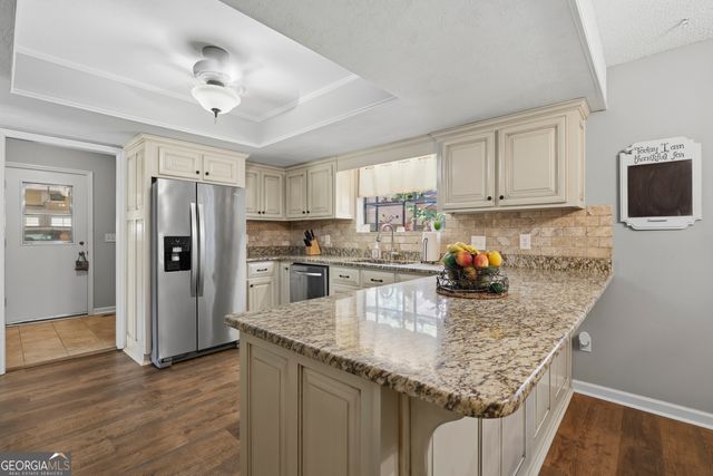 125 Stillwood Drive, Warner Robins, GA 31088