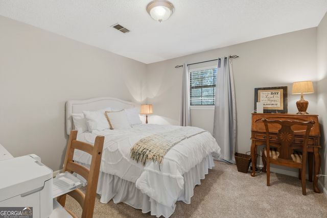 125 Stillwood Drive, Warner Robins, GA 31088