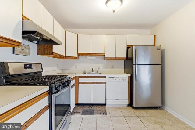 3403 WALTHAM CT, Yardley, PA 19067