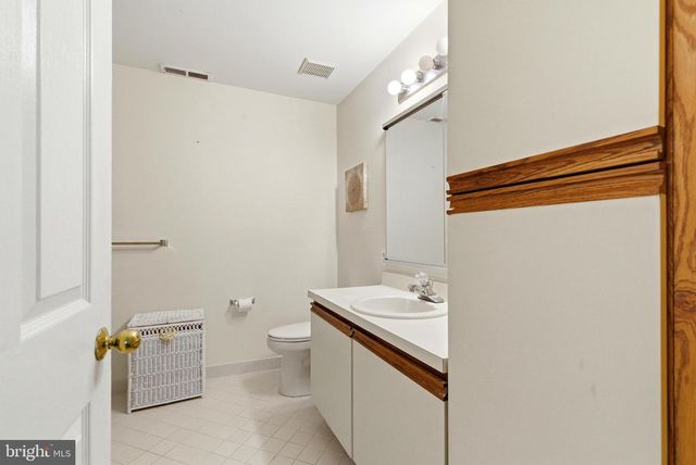 3403 WALTHAM CT, Yardley, PA 19067