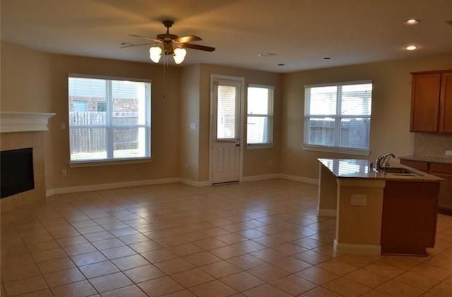 2014 Hughes Ranch Road, Pearland, TX 77089