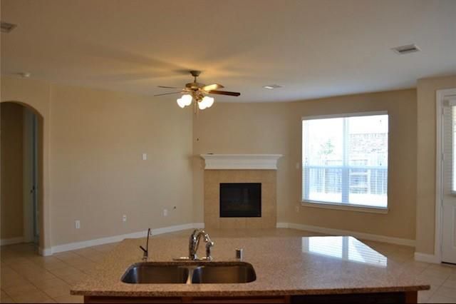 2014 Hughes Ranch Road, Pearland, TX 77089