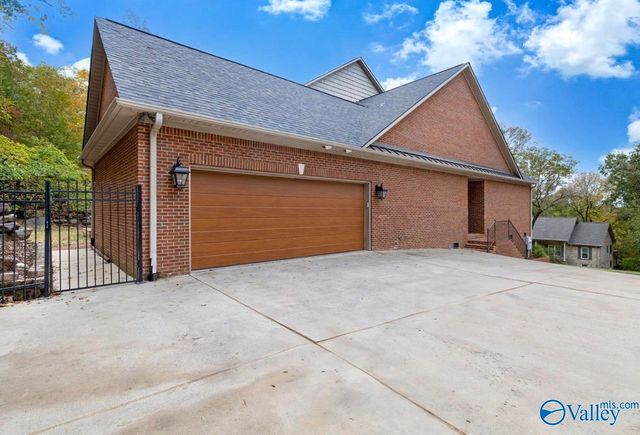 1429 Chandler Road SE, Huntsville, AL 35801