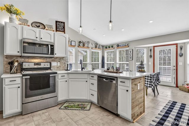 1800 Cairo Drive, Festus, MO 63028