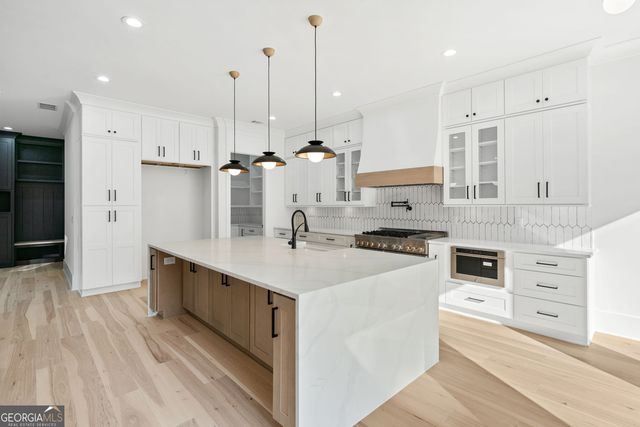 876 Bramlett Shoals Road, Lawrenceville, GA 30045