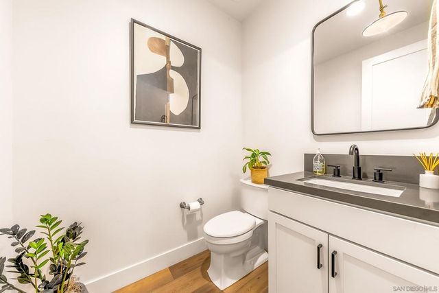 1245 Canton Ct, Encinitas, CA 92024