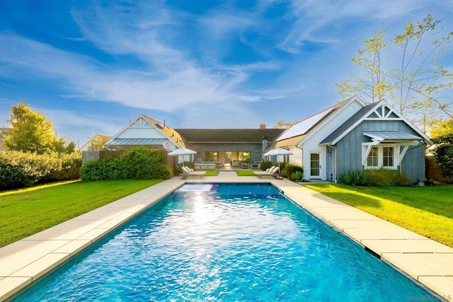 1245 Canton Ct, Encinitas, CA 92024
