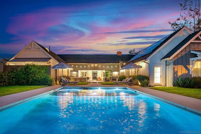1245 Canton Ct, Encinitas, CA 92024