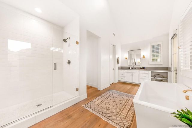 1245 Canton Ct, Encinitas, CA 92024