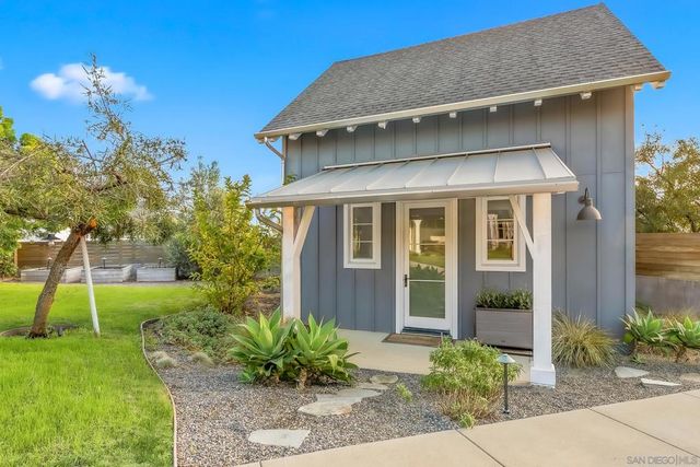 1245 Canton Ct, Encinitas, CA 92024