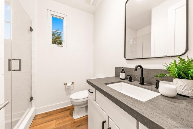 1245 Canton Ct, Encinitas, CA 92024