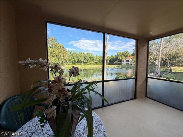 2070 Arbour Walk CIR 3214, Naples, FL 34109