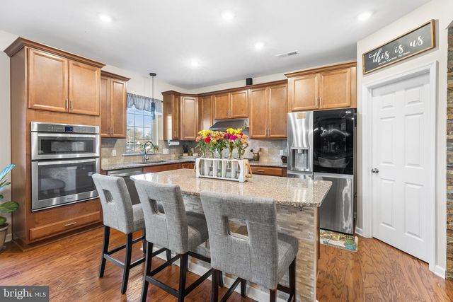 158 WILTSHIRE LN, Warminster, PA 18974