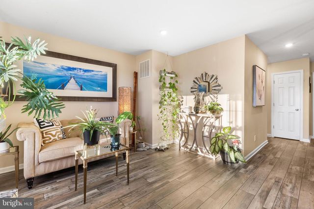 158 WILTSHIRE LN, Warminster, PA 18974