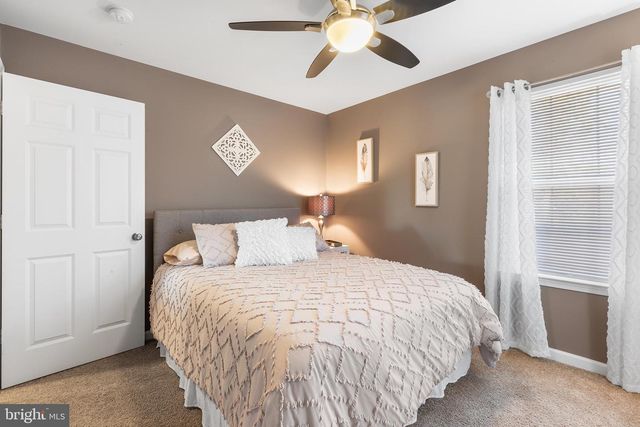 158 WILTSHIRE LN, Warminster, PA 18974