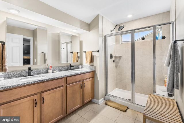 158 WILTSHIRE LN, Warminster, PA 18974