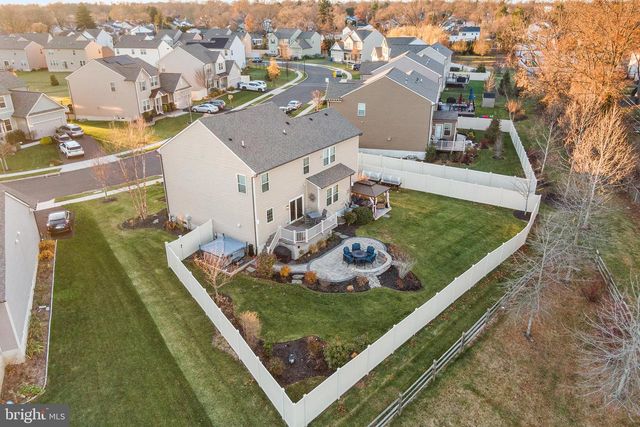 158 WILTSHIRE LN, Warminster, PA 18974