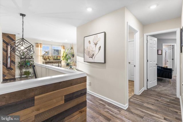 158 WILTSHIRE LN, Warminster, PA 18974