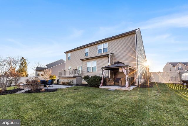 158 WILTSHIRE LN, Warminster, PA 18974