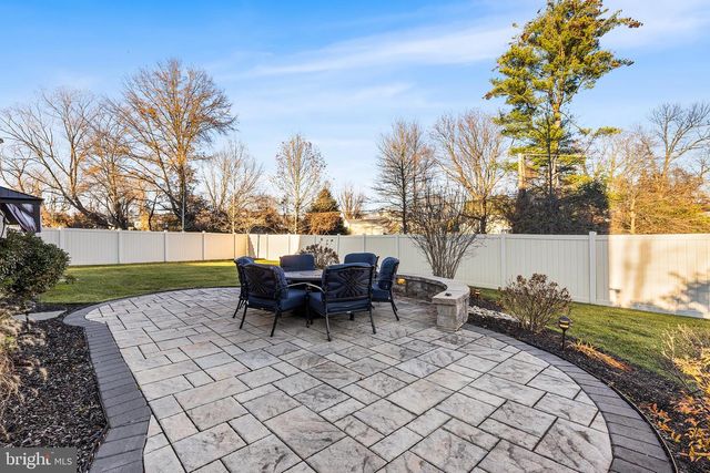 158 WILTSHIRE LN, Warminster, PA 18974