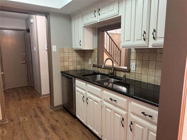2012 Via Corona, Carrollton, TX 75006