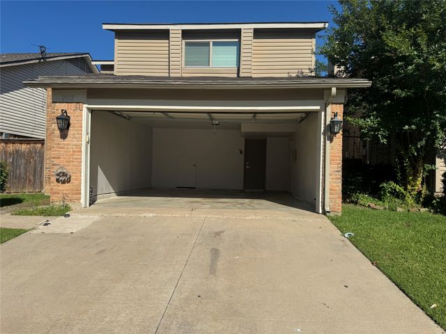 2012 Via Corona, Carrollton, TX 75006