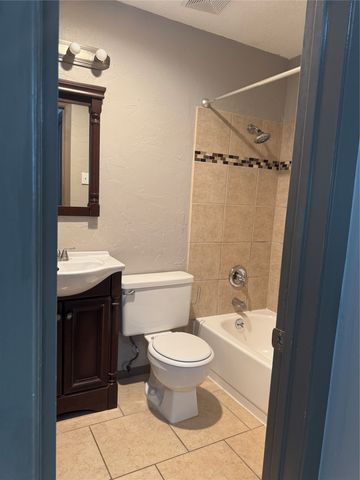 2012 Via Corona, Carrollton, TX 75006