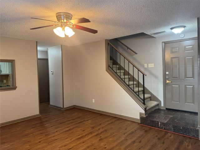 2012 Via Corona, Carrollton, TX 75006