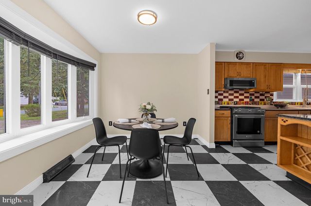 3935 W SHORE DR, Edgewater, MD 21037