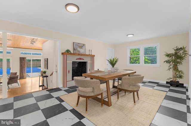 3935 W SHORE DR, Edgewater, MD 21037