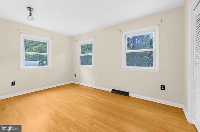 3935 W SHORE DR, Edgewater, MD 21037