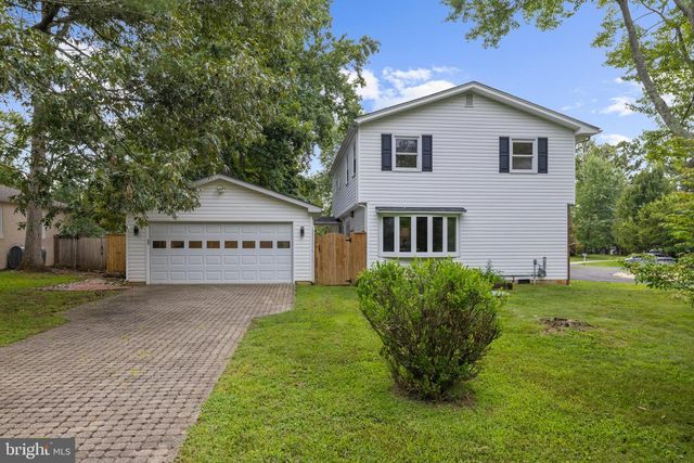 3935 W SHORE DR, Edgewater, MD 21037