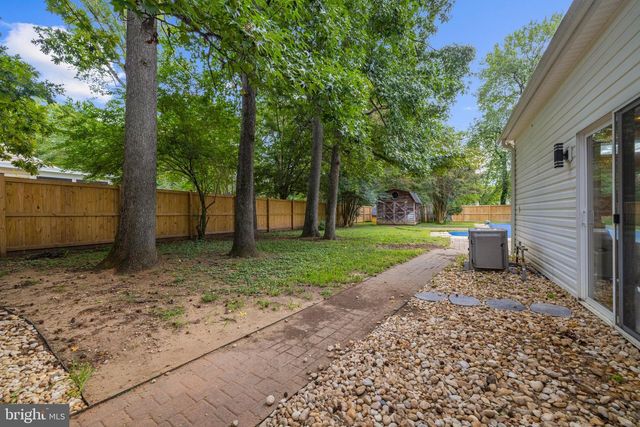 3935 W SHORE DR, Edgewater, MD 21037