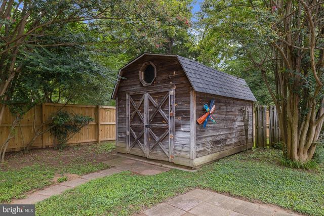 3935 W SHORE DR, Edgewater, MD 21037