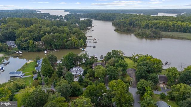 3935 W SHORE DR, Edgewater, MD 21037