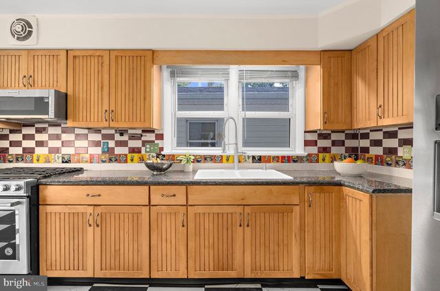 3935 W SHORE DR, Edgewater, MD 21037