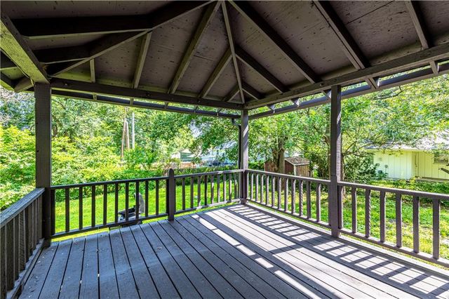 8602 E 84th Terrace, Raytown, MO 64138