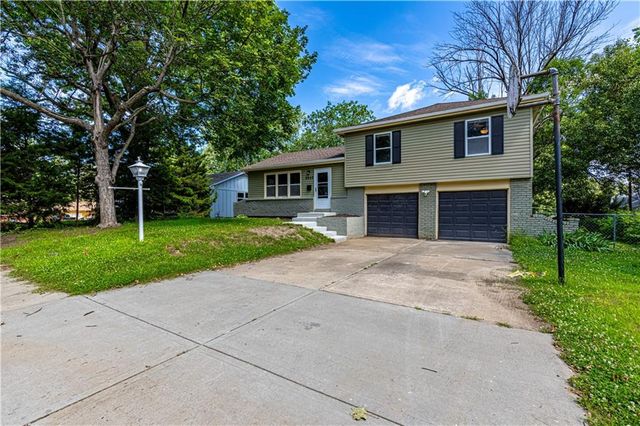 8602 E 84th Terrace, Raytown, MO 64138