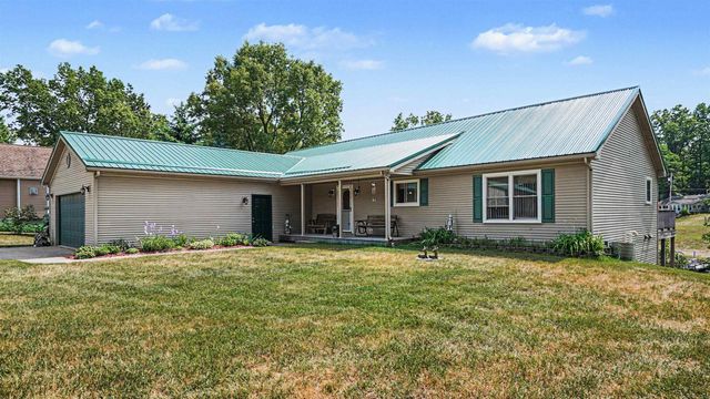 4181 Edgewater Drive, Harrison, MI 48625
