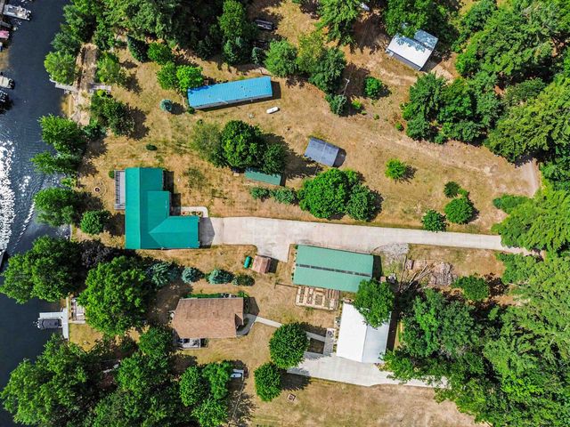 4181 Edgewater Drive, Harrison, MI 48625