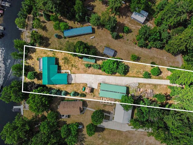 4181 Edgewater Drive, Harrison, MI 48625