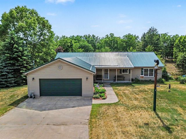 4181 Edgewater Drive, Harrison, MI 48625