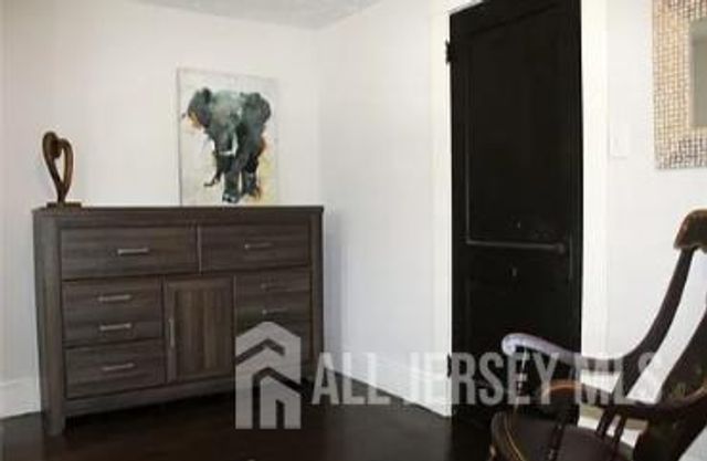 272 Lake Avenue, Metuchen, NJ 08840