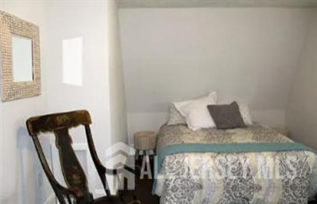 272 Lake Avenue, Metuchen, NJ 08840