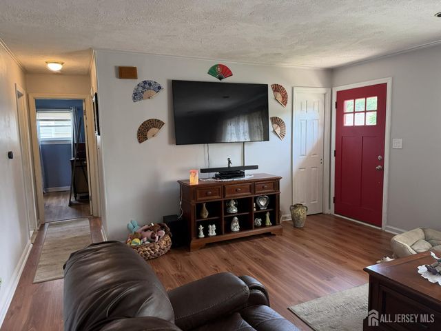 36 Maplewood Avenue, Colonia, NJ 07067