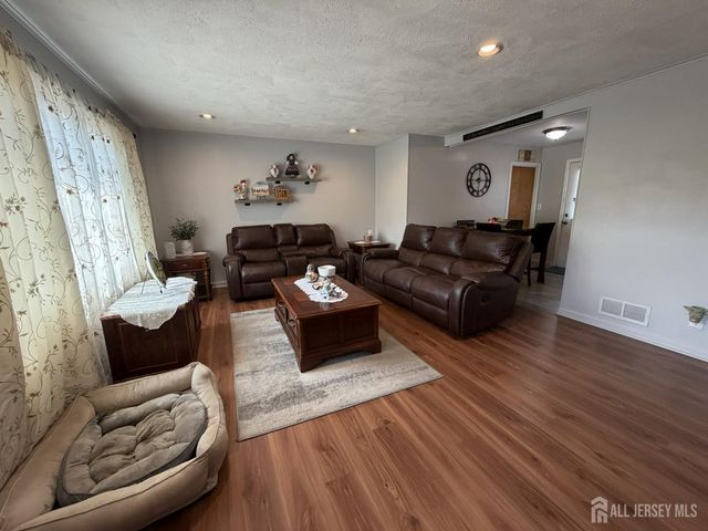 36 Maplewood Avenue, Colonia, NJ 07067