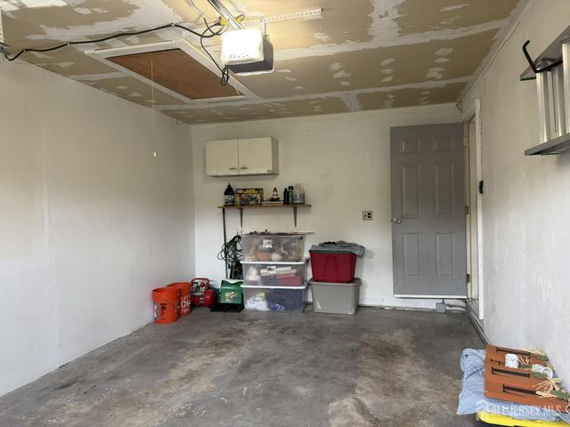 36 Maplewood Avenue, Colonia, NJ 07067