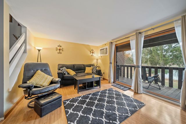 30 Spring Cove Road, Nashua, NH 03062