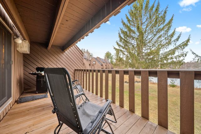 30 Spring Cove Road, Nashua, NH 03062